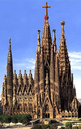 003.Sagrada Familia.jpg