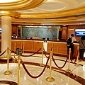 2.lobby-2.JPG
