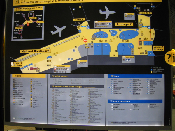 阿姆斯特丹機場地圖，也是很大，錯綜複雜
