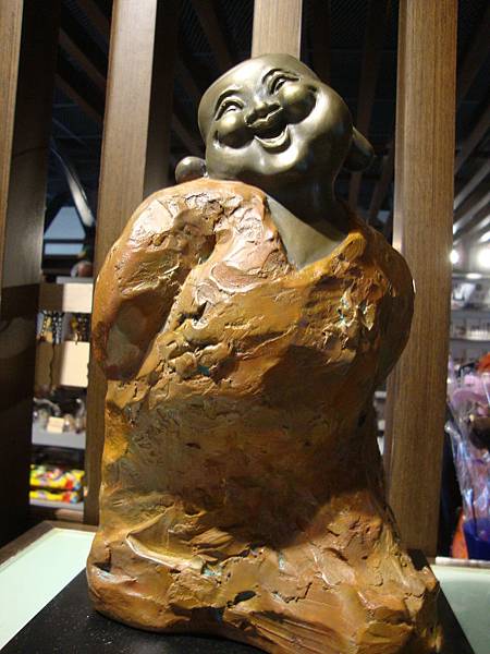 雕塑家郭俊男作品。