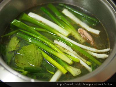 超完美雞骨高湯做法