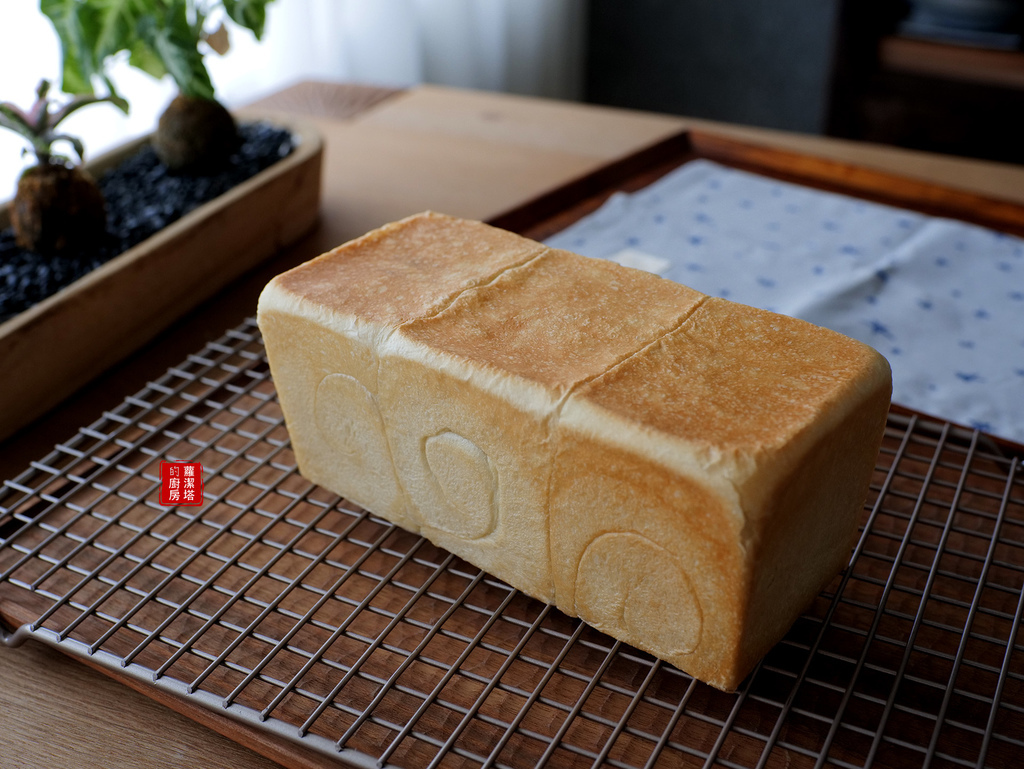 帶蓋優格吐司09.jpg