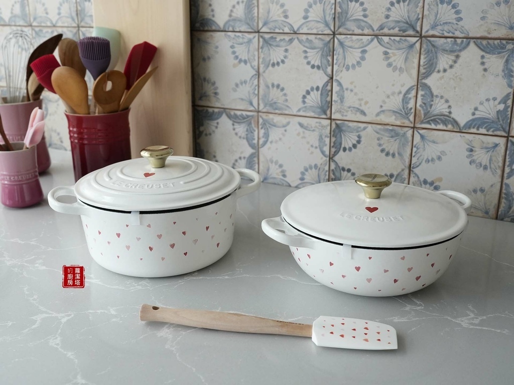 12月29日Le Creuset 鑄鐵鍋團購商品：甜心鍋系列