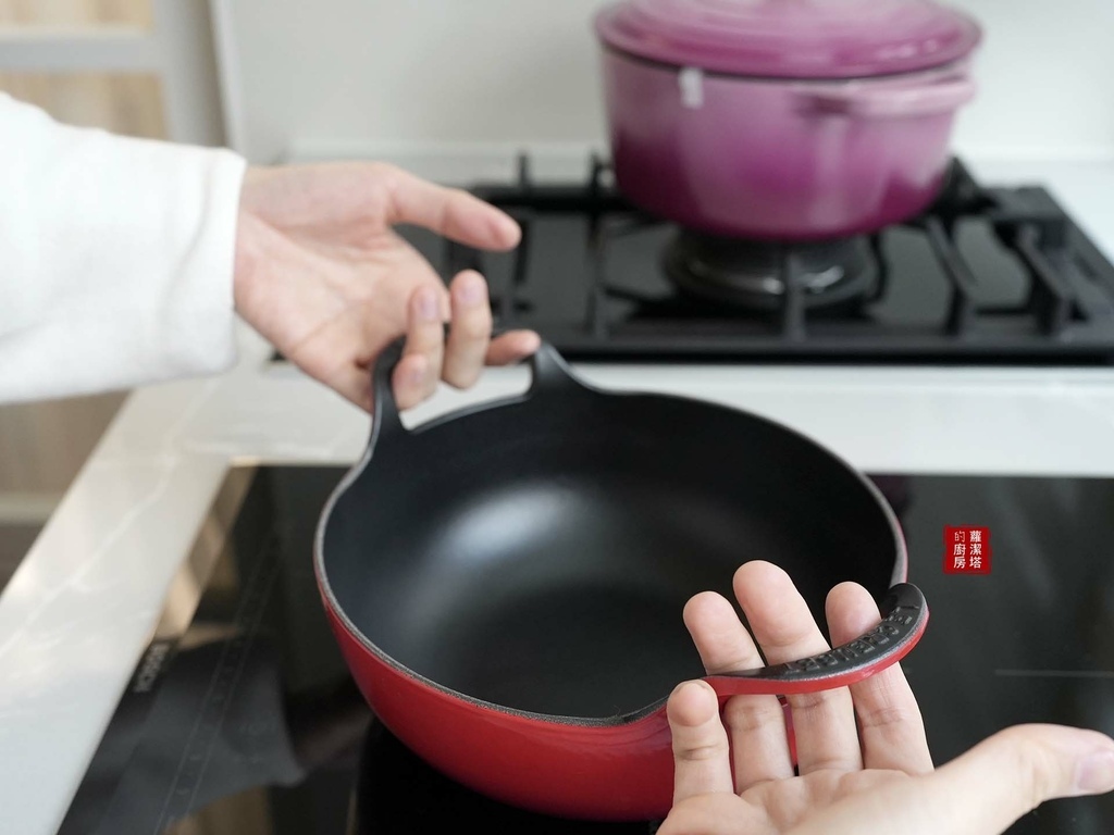 12月29日Le Creuset 鑄鐵鍋團購商品：甜心鍋系列