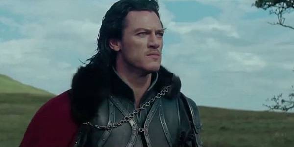 o-DRACULA-UNTOLD-facebook