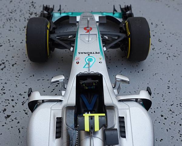 MercedesBenzW07Rosberg033.bmp