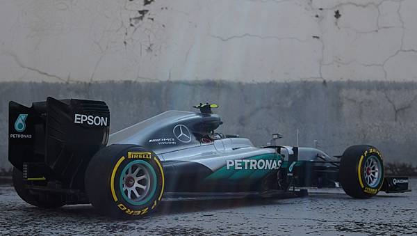 MercedesBenzW07Rosberg036.bmp