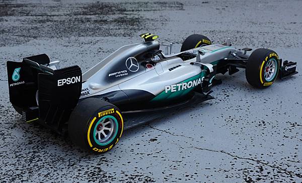 MercedesBenzW07Rosberg037.bmp
