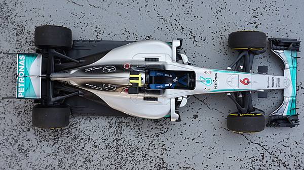 MercedesBenzW07Rosberg043.bmp