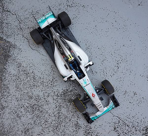 MercedesBenzW07Rosberg055.bmp