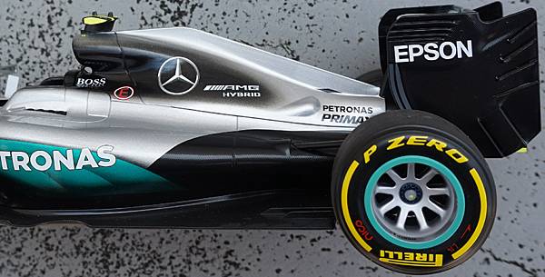 MercedesBenzW07Rosberg060.bmp