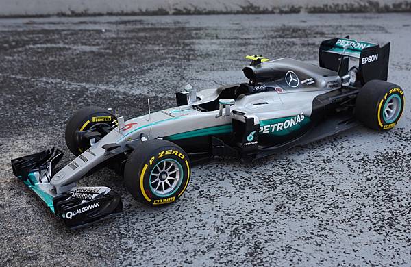 MercedesBenzW07Rosberg008.bmp