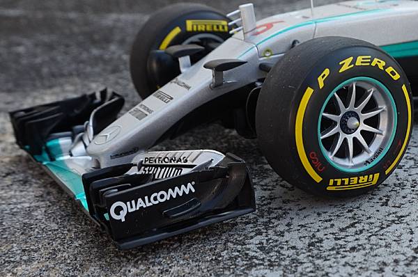MercedesBenzW07Rosberg009.bmp