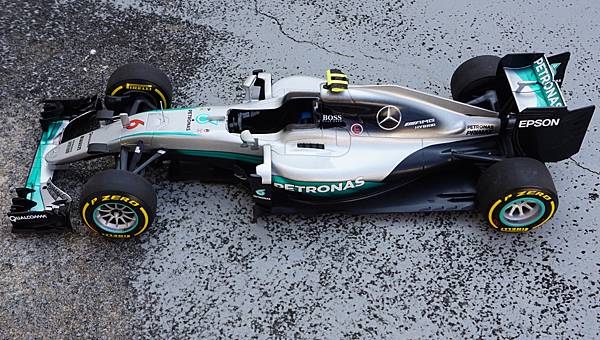 MercedesBenzW07Rosberg018.bmp