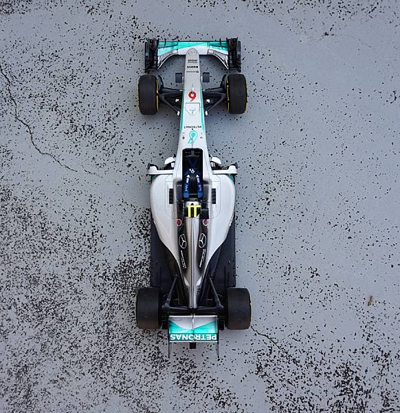 MercedesBenzW07Rosberg027.bmp