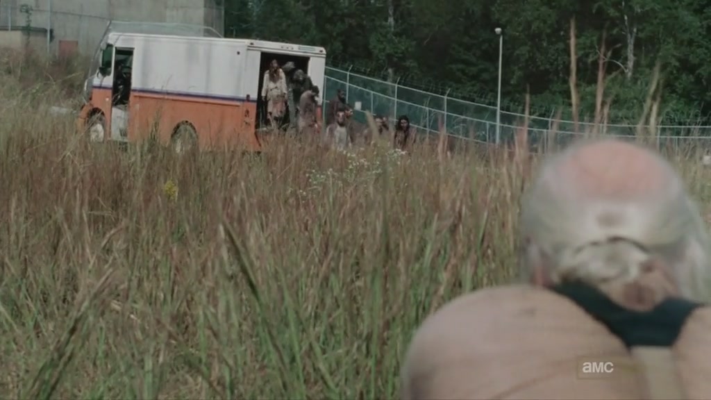 行尸走肉.The.Walking.Dead.S03E10.Chi_Eng.HDTVrip.1024X576-YYeTs人人影视[15-51-12]