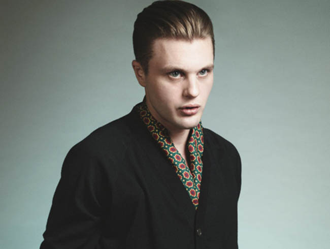 prada-michael-pitt-0.jpg