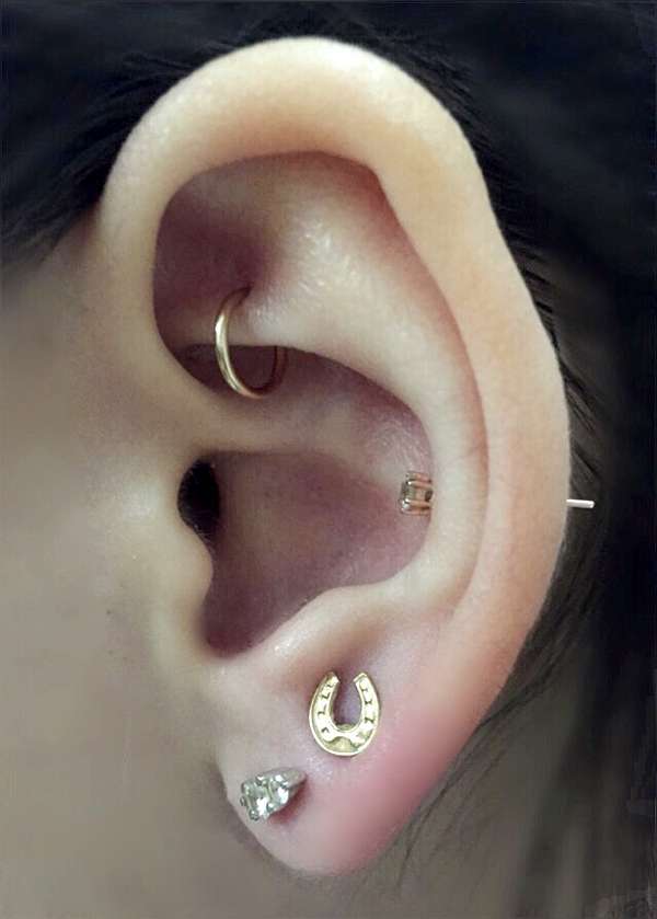 穿耳洞位置 耳環搭配 5 22 Update 耳洞保養do S Don Ts Rosie S Choice 痞客邦