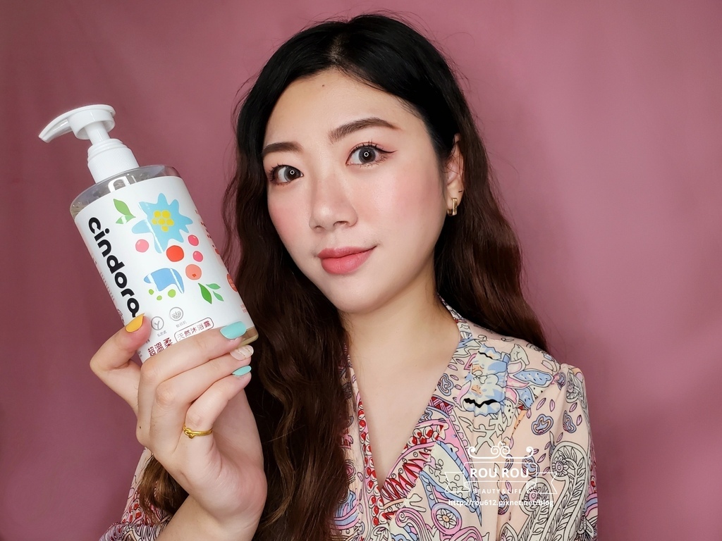 馨朵拉cindora 超溫柔天然沐浴露10.jpg 試用