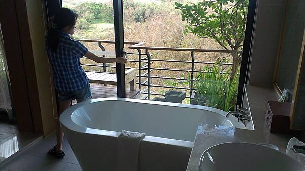 IMAG2430.jpg IMAG2430.jpg