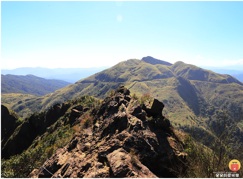 新北景點｜半屏山步道！海拔705公尺！盡覽無耳茶壺山、基隆山