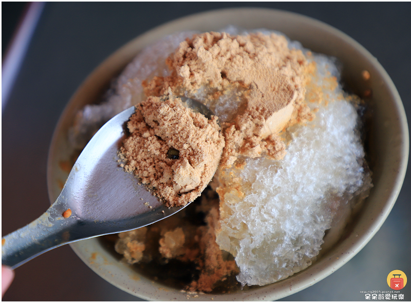 台南美食｜百年剉冰！六甲媽祖廟剉冰！加麵茶的剉冰超特別！