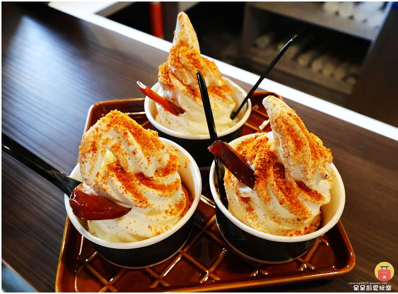 雲林美食｜新榮製冰！全台首創超浮誇烏魚子霜淇淋！來口湖必吃！