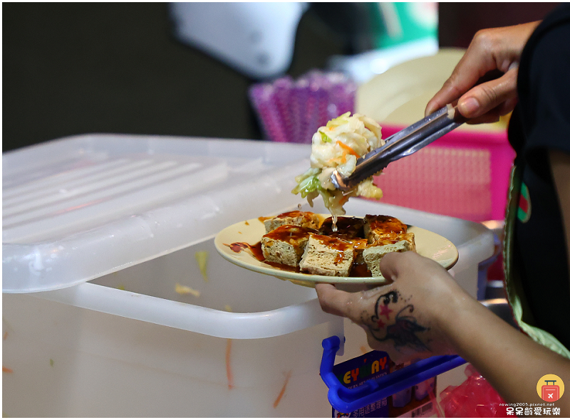 台東美食昱禎臭豆腐!在地人推薦最好吃是這家!超人氣排隊美食