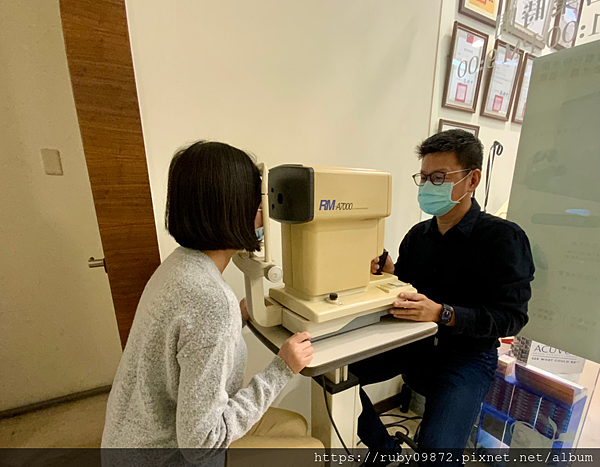 台南公園路宏恩眼鏡 x 硬式隱形眼鏡推薦 提供最專業、安 台南公園路宏恩眼鏡 x 硬式隱形眼鏡推薦 提供最專業、安