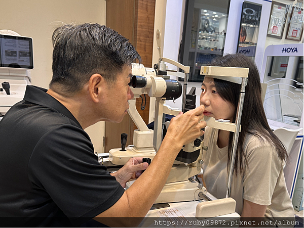 台南公園路宏恩眼鏡 x 角鞏膜片 硬式隱形眼鏡推薦親測