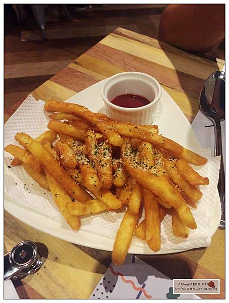 IMG_1977.jpg IMG_1977.jpg