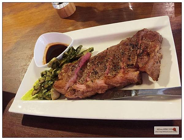 IMG_1144.jpg IMG_1144.jpg