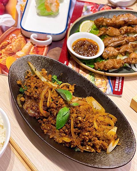 CB9CD164-6B4E-4DAE-9168-3B98BE603B83.jpg CB9CD164-6B4E-4DAE-9168-3B98BE603B83.jpg