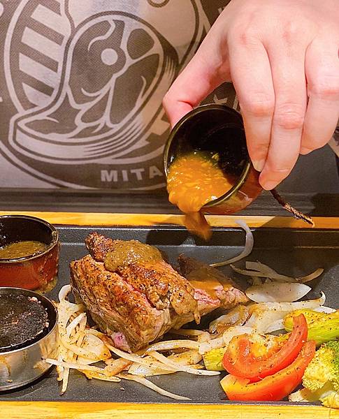 30E6F1D7-DC63-4E1F-B38B-E59E923358C5.jpg 30E6F1D7-DC63-4E1F-B38B-E59E923358C5.jpg