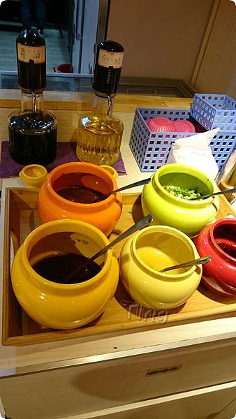 PhotoGrid_1444371158453.jpg PhotoGrid_1444371158453.jpg