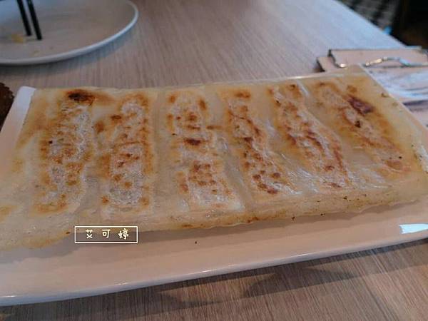 松露鮮菇鍋貼 松露鮮菇鍋貼