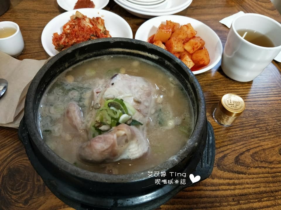 土俗村蔘雞湯 土俗村蔘雞湯