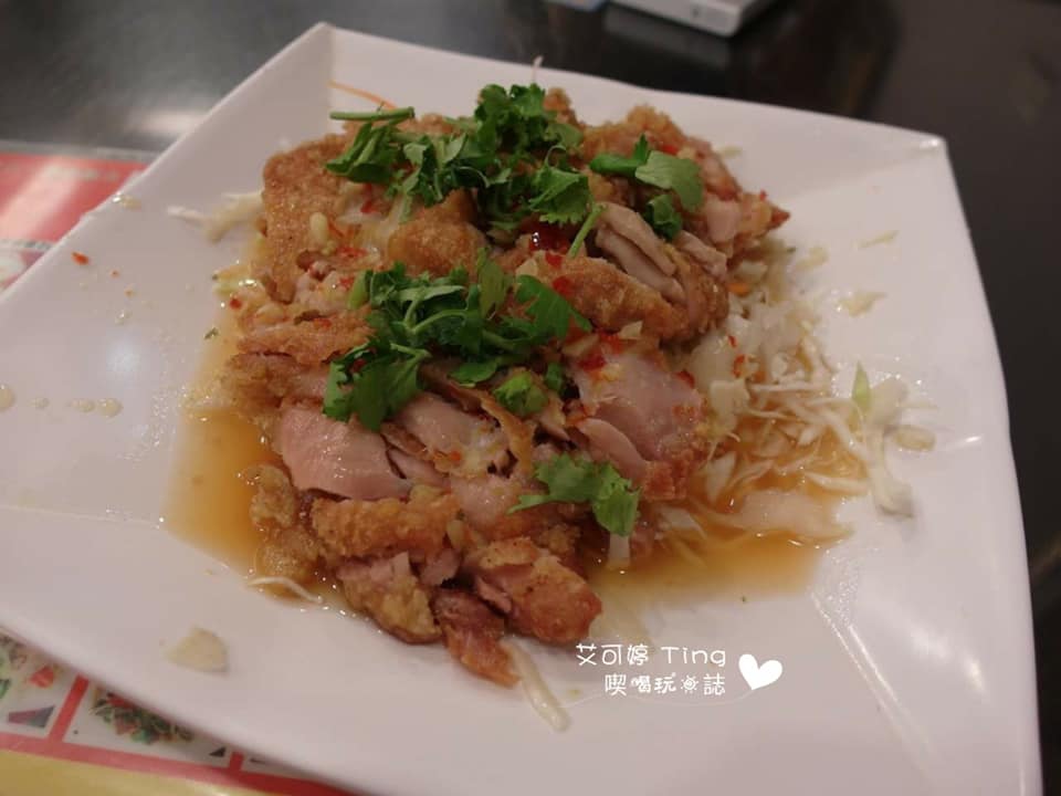 泰式椒麻雞 泰式椒麻雞