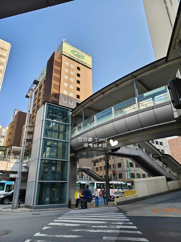 先到住宿地寄放行李