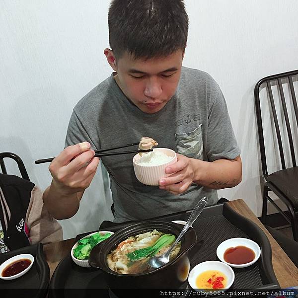 IMG_0460.JPG IMG_0460.JPG