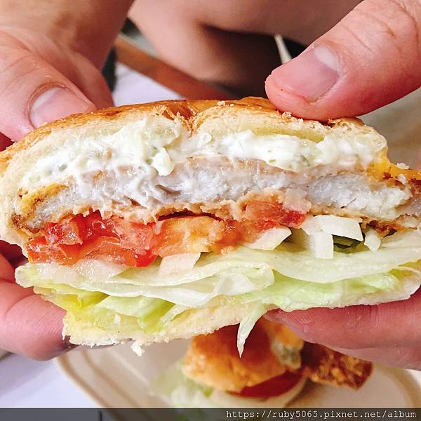 IMG_0584.JPG IMG_0584.JPG