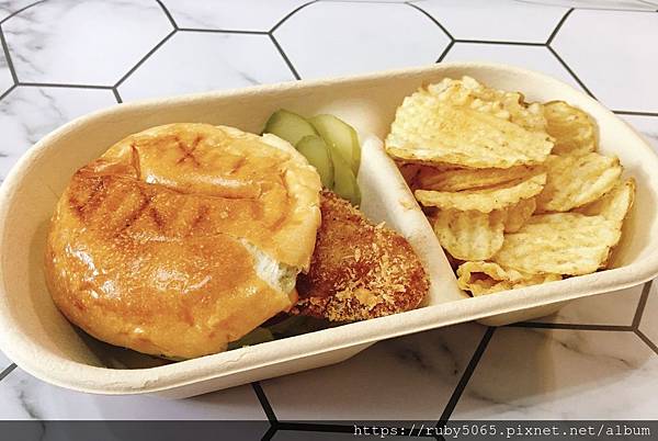 IMG_0572.JPG IMG_0572.JPG