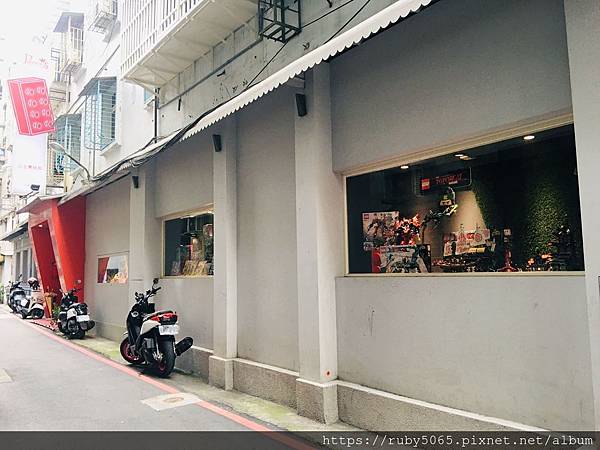 IMG_3262.JPG IMG_3262.JPG