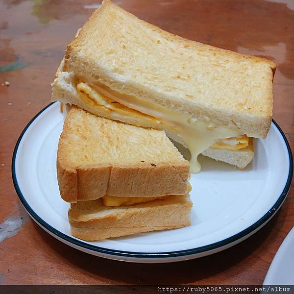 IMG_4861.JPG IMG_4861.JPG