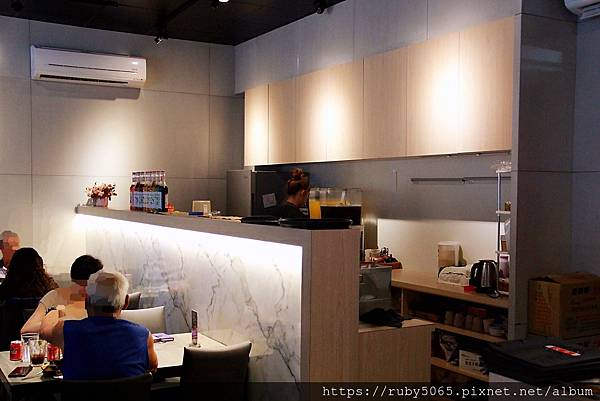 IMG_5752.JPG IMG_5752.JPG