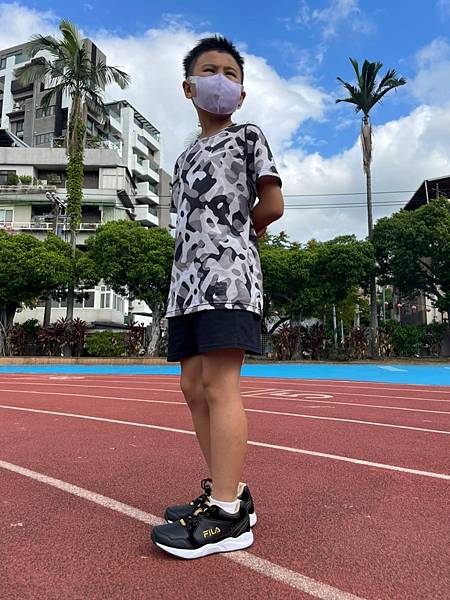 FILA機能童鞋_211101_7.jpg FILA機能童鞋_211101_7.jpg