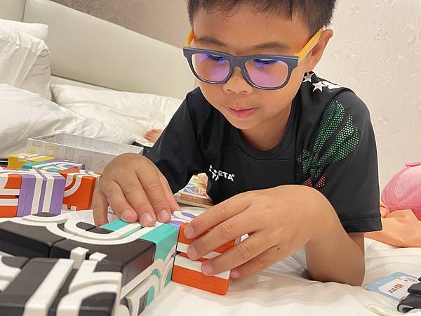 新生兒禮物│Qbi寶寶啟蒙積木組 給寶寶的第一份禮物 Qbi