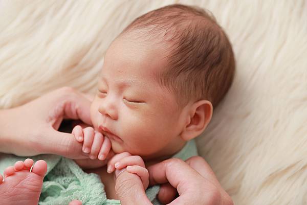 新生兒寫真推薦│小詩琦映像館 台北館 記錄下最初最感動的時刻