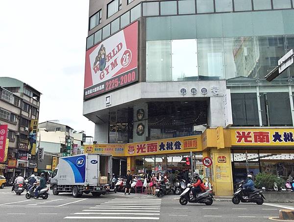 IMG_E3621.JPG IMG_E3621.JPG