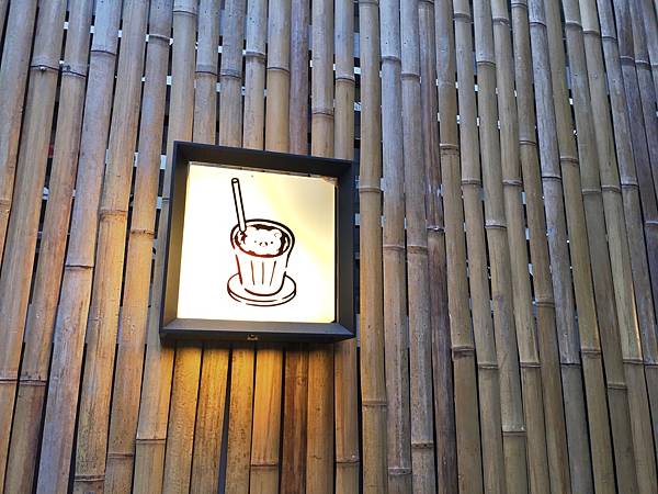 IMG_E4528.JPG IMG_E4528.JPG